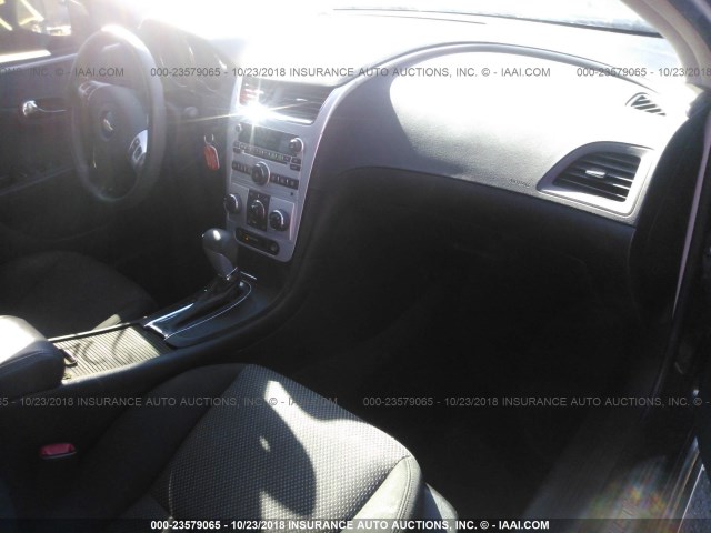 1G1ZH57B294222154 - 2009 CHEVROLET MALIBU 1LT BLACK photo 5