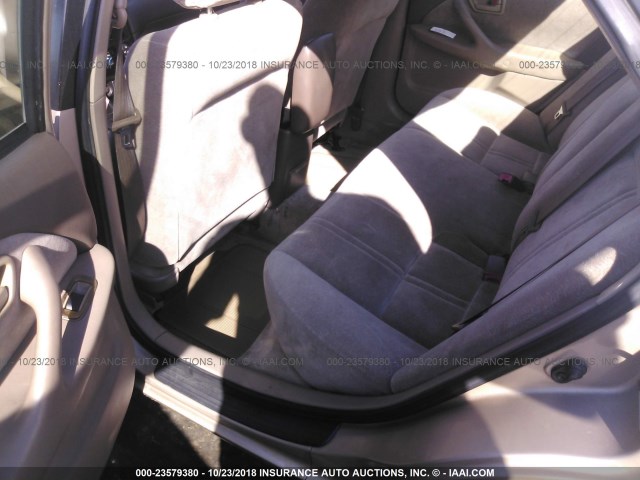4T1BG22K2WU278197 - 1998 TOYOTA CAMRY CE/LE/XLE 金色 照片 8
