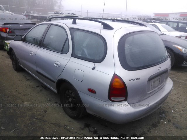 KMHJW24MXVU069589 - 1997 HYUNDAI ELANTRA SILVER photo 3