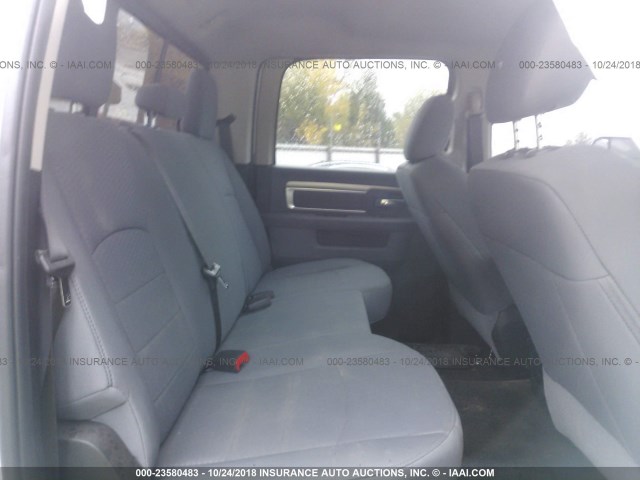 3C6UR5DLXJG245594 - 2018 RAM 2500 SLT 白色 照片 8