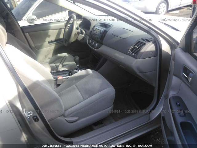 4T1BE32K76U729992 - 2006 TOYOTA CAMRY LE/XLE/SE GOLD photo 5