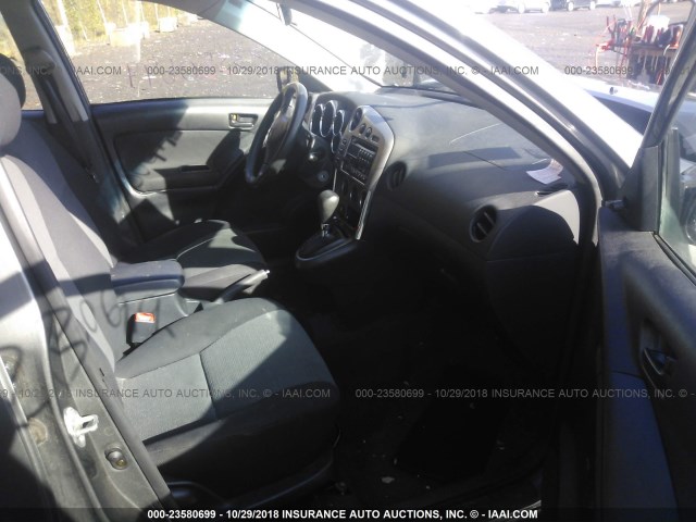 2T1KR32EX4C197845 - 2004 TOYOTA COROLLA MATRIX XR GRAY photo 5