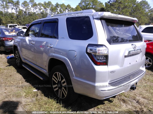 JTEBU5JR2G5293075 - 2016 TOYOTA 4RUNNER SR5 PREM/LTDL/TRAIL/TRD SILVER photo 3