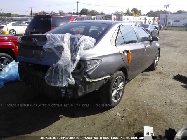 4T1BF1FK3GU569784 - 2016 TOYOTA CAMRY LE/XLE/SE/XSE 灰色 照片 4