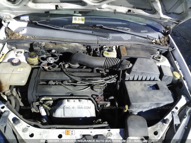 1FAFP36302W342630 - 2002 FORD FOCUS SE/SE COMFORT/ZTW/SE SPRT WHITE photo 10