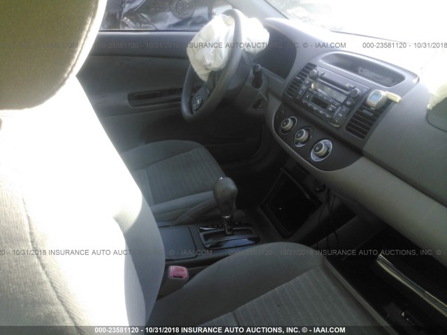 4T1BE30K86U115956 - 2006 TOYOTA CAMRY LE/XLE/SE BLUE photo 5