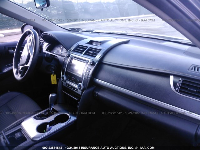 4T1BF1FK0DU248796 - 2013 TOYOTA CAMRY L/SE/LE/XLE Boz foto 5