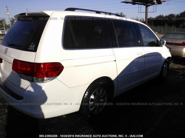 5FNRL38788B012637 - 2008 HONDA ODYSSEY EXL WHITE photo 4