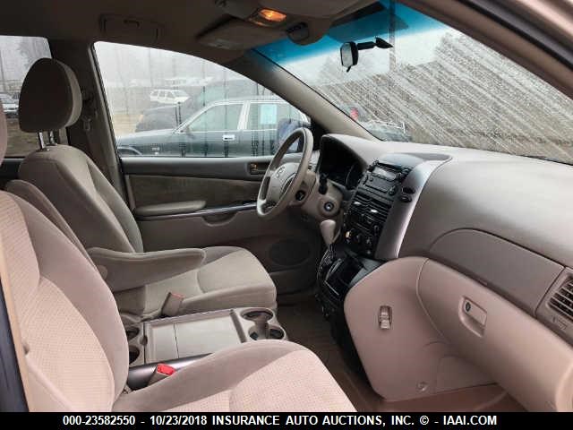 5TDZK23C39S284446 - 2009 TOYOTA SIENNA CE/LE Champagne photo 5