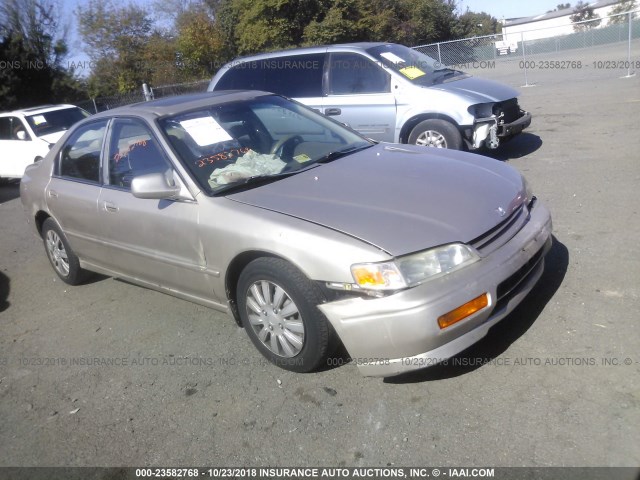 1HGCD5655SA038453 - 1995 HONDA ACCORD EX BEIGE photo 1