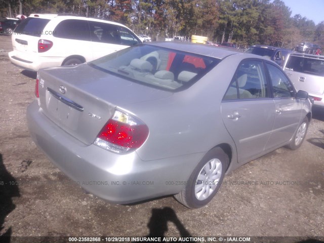 4T1BE32K85U638549 - 2005 TOYOTA CAMRY LE/XLE/SE SILVER photo 4