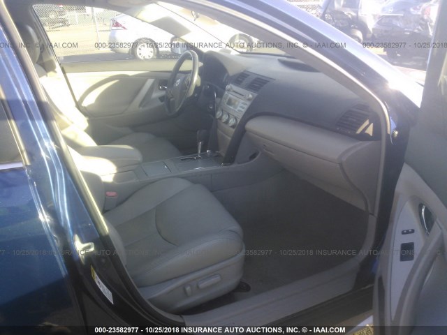 4T1BE46K07U168570 - 2007 TOYOTA CAMRY NEW GENERAT CE/LE/XLE/SE BLUE photo 5