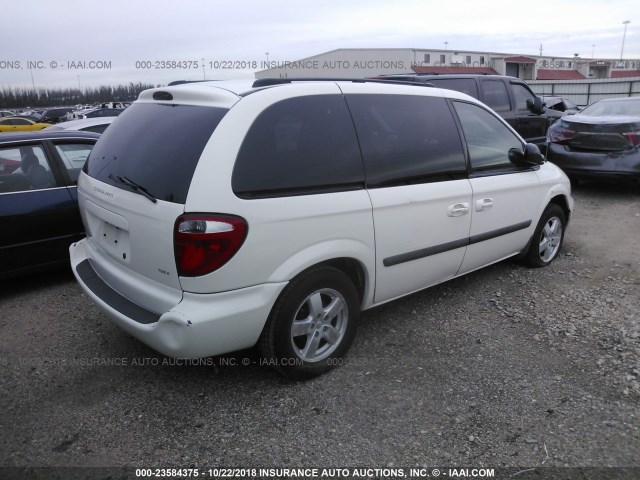 1D4GP45R05B204398 - 2005 DODGE CARAVAN SXT WHITE photo 4