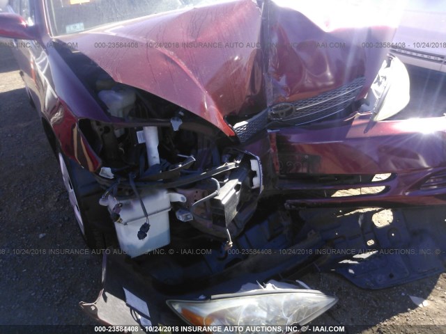 4T1BE32K24U260808 - 2004 TOYOTA CAMRY LE/XLE/SE RED photo 6