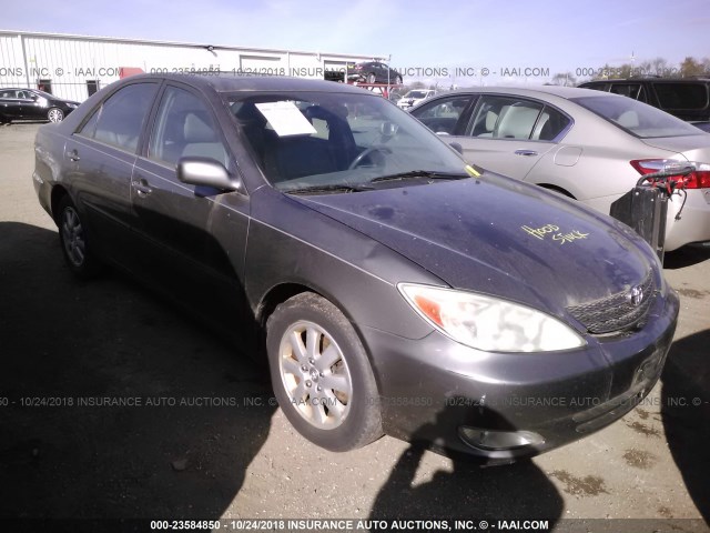 4T1BF30K24U587774 - 2004 TOYOTA CAMRY LE/XLE/SE 灰色 照片 1
