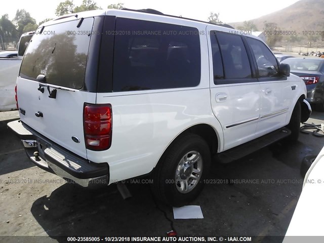 1FMRU15W21LB40495 - 2001 FORD EXPEDITION XLT WHITE photo 4