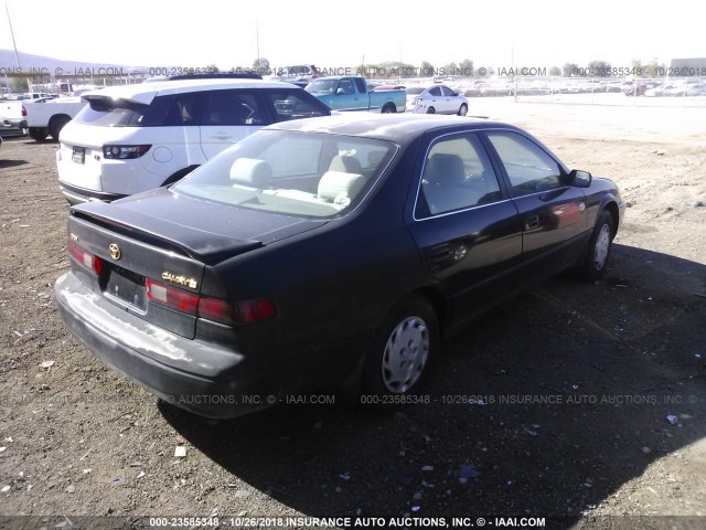 4T1BG22KXWU268923 - 1998 TOYOTA CAMRY CE/LE/XLE 黑色 照片 4