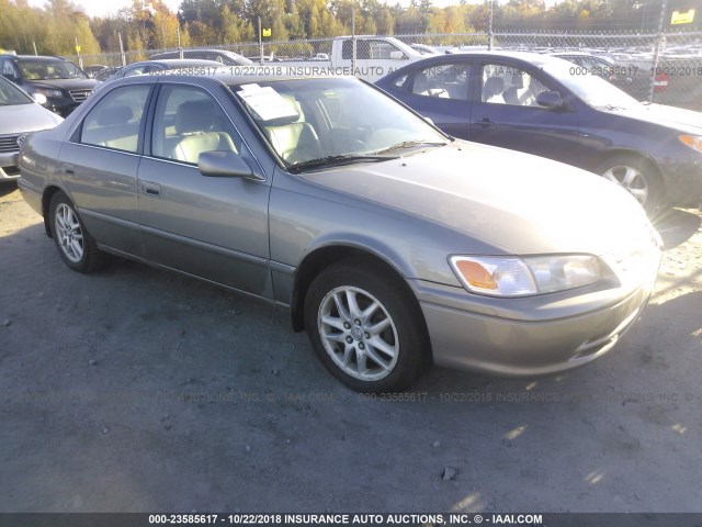 4T1BF28K0YU097239 - 2000 TOYOTA CAMRY LE/XLE GRAY photo 1