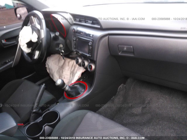 JTKJF5C73D3057282 - 2013 TOYOTA SCION TC 灰色 照片 5