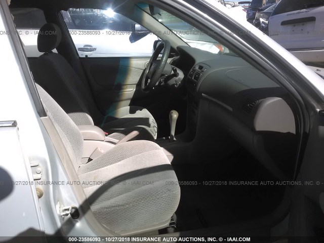 1NXBR12E8YZ363921 - 2000 TOYOTA COROLLA VE/CE/LE 银色 照片 5