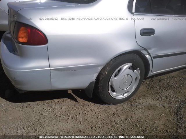 1NXBR12E8YZ363921 - 2000 TOYOTA COROLLA VE/CE/LE 银色 照片 6