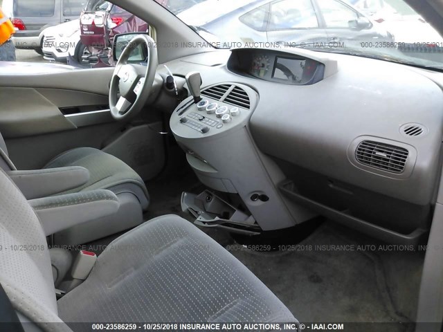 5N1BV28U75N139688 - 2005 NISSAN QUEST S/SE/SL GRAY photo 5