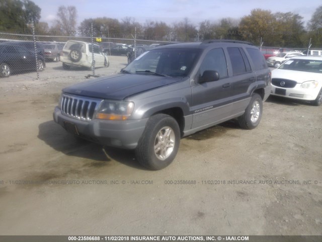 1J4GW48N72C202964 - 2002 JEEP GRAND CHEROKEE LAREDO GRAY photo 2