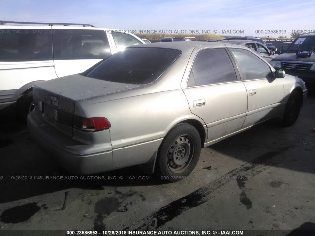 JT2BG22KXY0436227 - 2000 TOYOTA CAMRY CE/LE/XLE 棕色 照片 4