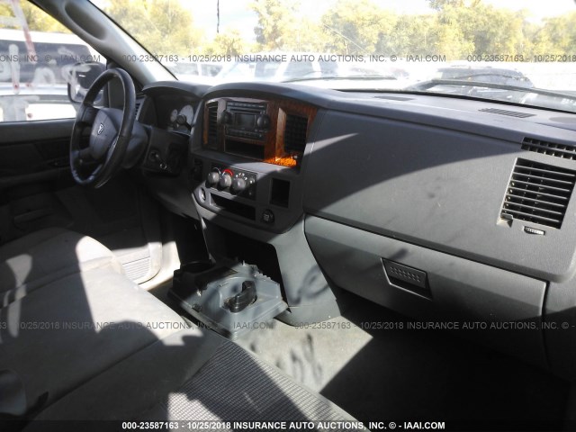 1D7KS28D76J200940 - 2006 DODGE RAM 2500 ST/SLT 白色 照片 5