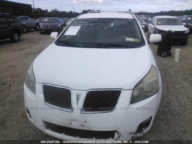 5Y2SP67059Z465122 - 2009 PONTIAC VIBE WHITE photo 6