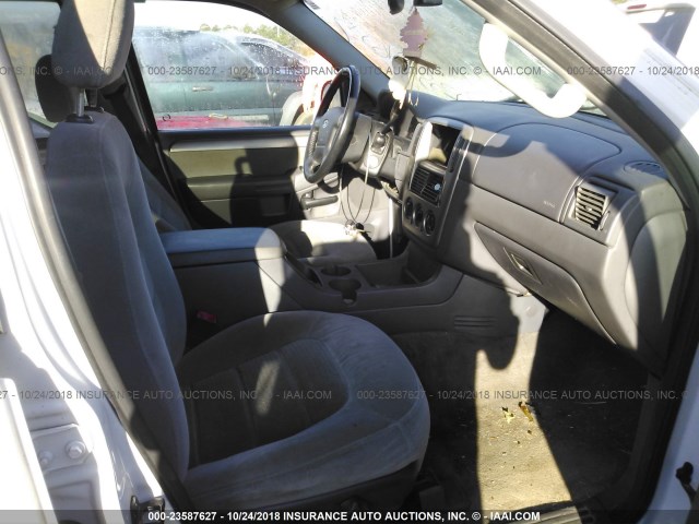 1FMZU63K94UA84311 - 2004 FORD EXPLORER XLT/XLT SPORT/NBX 白色 照片 5