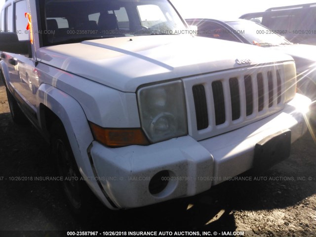 1J8HH48K66C204990 - 2006 JEEP COMMANDER WHITE photo 6