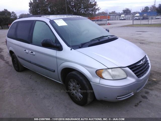 1C4GP45RX5B105116 - 2005 CHRYSLER TOWN & COUNTRY  SILVER photo 1