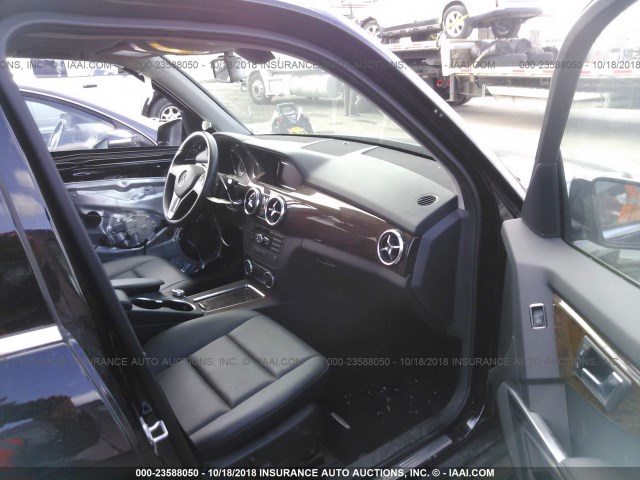 WDCGG8JB3DF997064 - 2013 MERCEDES-BENZ GLK 350 4MATIC BLACK photo 5