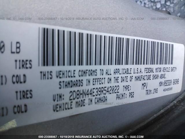 2D8HN44E39R542022 - 2009 DODGE GRAND CARAVAN  SILVER photo 9