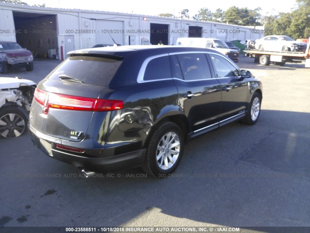 2LMHJ5NK6DBL58716 - 2013 LINCOLN MKT BLACK photo 4