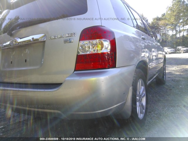 JTEDW21A060004525 - 2006 TOYOTA HIGHLANDER HYBRID SILVER photo 6