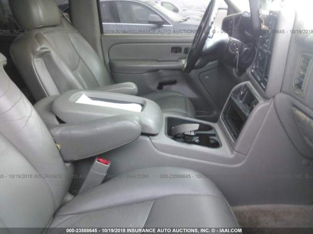 1GTHK23206F106122 - 2006 GMC SIERRA BLACK photo 5