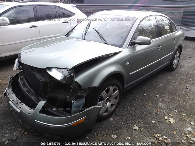WVWRH63B01P087522 - 2001 VOLKSWAGEN PASSAT GLX 绿色 照片 2
