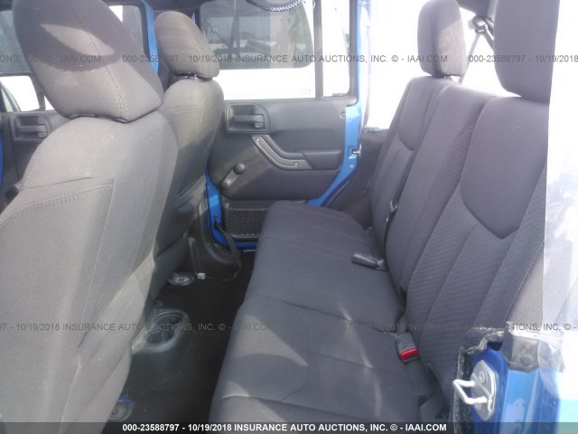 1C4BJWDGXGL123104 - 2016 JEEP WRANGLER UNLIMITE SPORT BLUE photo 8