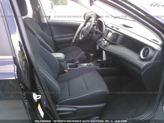 2T3RFREV3JW704074 - 2018 TOYOTA RAV4 ADVENTURE/XLE 黑色 照片 5