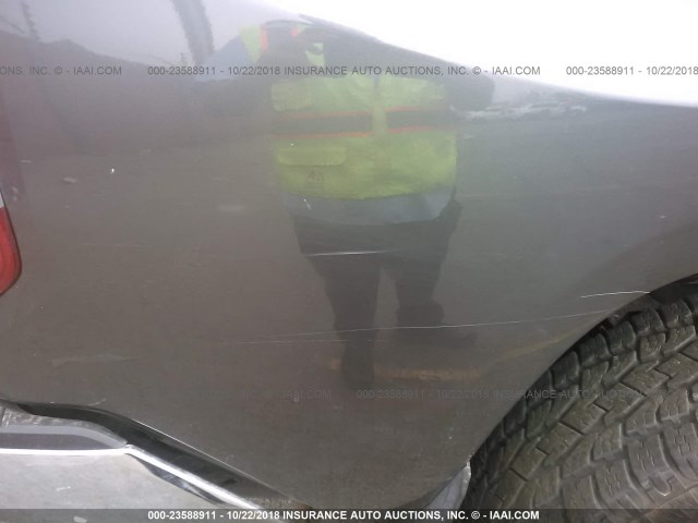 5TFRY5F11FX178139 - 2015 TOYOTA TUNDRA DOUBLE CAB SR/SR5 GRAY photo 6