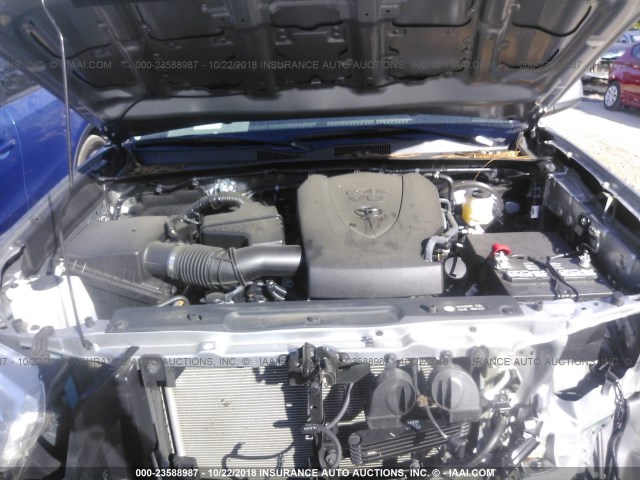 3TMCZ5AN2JM130905 - 2018 TOYOTA TACOMA DBL CAB/SR/TRDSPT/OR/PRO ვერცხლისფერი ფოტო 10