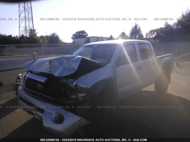 5TELU42N28Z576766 - 2008 TOYOTA TACOMA DOUBLE CAB 银色 照片 2