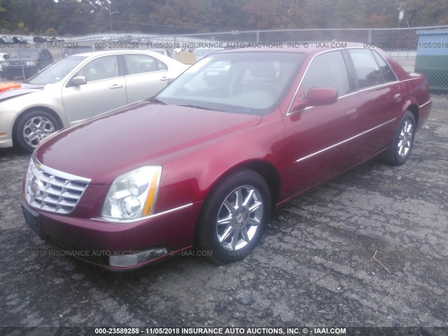 1G6KD5E69BU150713 - 2011 CADILLAC DTS LUXURY COLLECTION RED photo 2