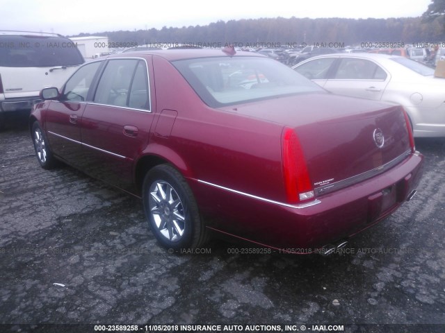 1G6KD5E69BU150713 - 2011 CADILLAC DTS LUXURY COLLECTION RED photo 3