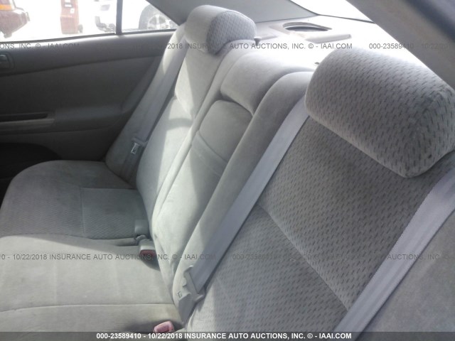 4T1BE32K44U840917 - 2004 TOYOTA CAMRY LE/XLE/SE 银色 照片 8