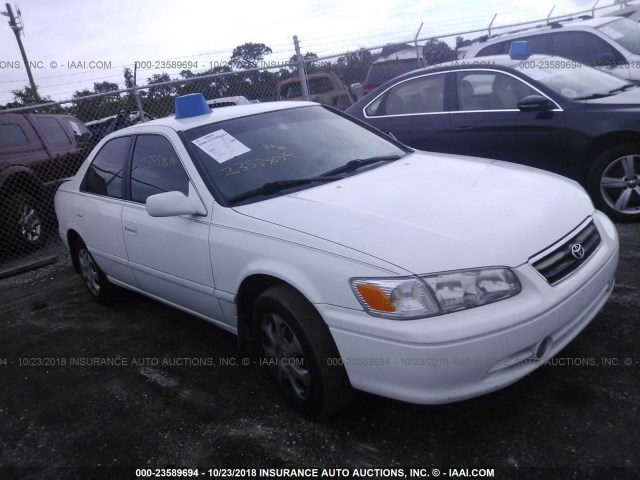 4T1BG22K3YU970052 - 2000 TOYOTA CAMRY CE/LE/XLE 白色 照片 1