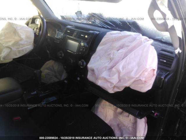 JTEBU5JR0G5354665 - 2016 TOYOTA 4RUNNER SR5 PREM/LTDL/TRAIL/TRD BLACK photo 5