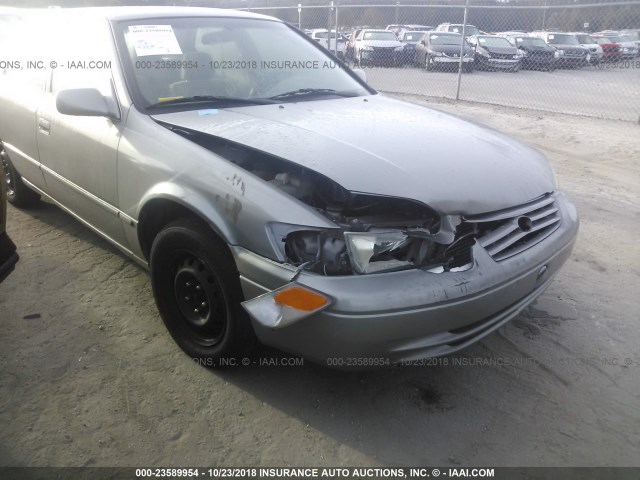 4T1BG22K7XU442559 - 1999 TOYOTA CAMRY CE/LE/XLE 金色 照片 6